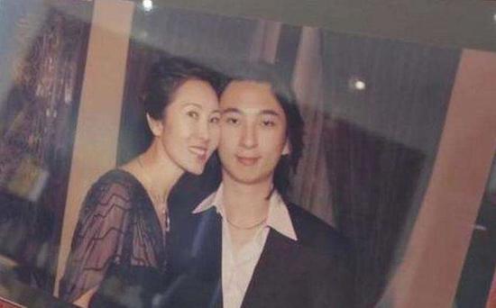 林宁背景大揭秘:长袖善舞 气质不输明星(图)|林宁_新浪新闻