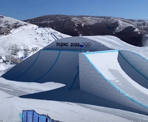 加拿大运动员发视频点赞冬奥赛区：场地太棒了！
