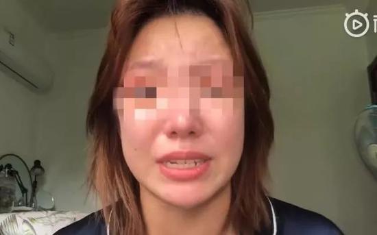 (视频截图。来源:新浪微博。)