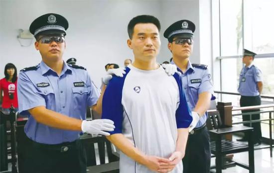 违法减刑黑幕 又一厅官被公诉