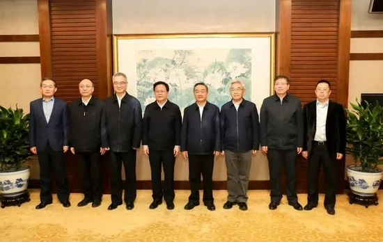 在京开完会之后多位省委书记省长为何没有立刻离京