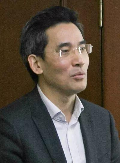 清华学者对话中青报社长张坤:"强国一代"有我在
