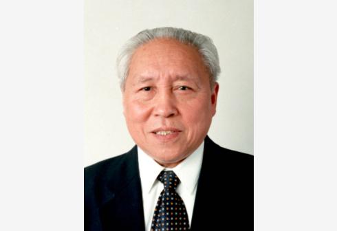 全国政协原副大大杨汝岱逝世 享年92岁 新华社照片,北京,2018年2月24日 杨汝岱同志遗像 新华社发