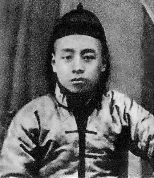 周恩来的图片:100张照片记录周恩来精彩一生(图)