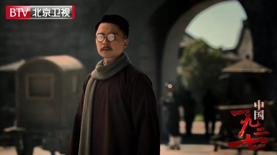 推翻围巾:《中国1927》告诉你:为什么一定是中国围巾