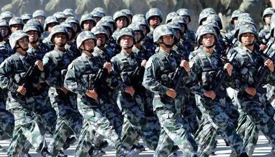 更加坚定自觉地推进全面从严治军