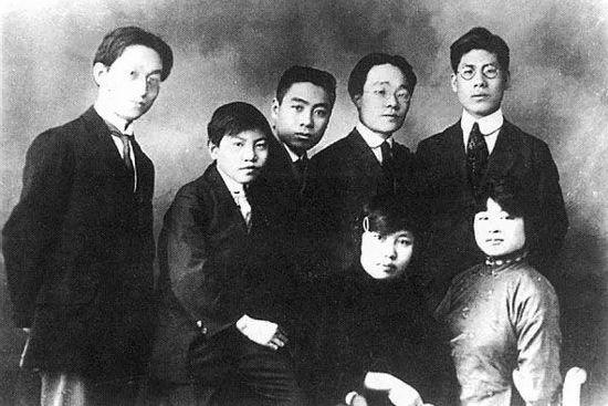周恩来的图片:100张照片记录周恩来精彩一生(图)