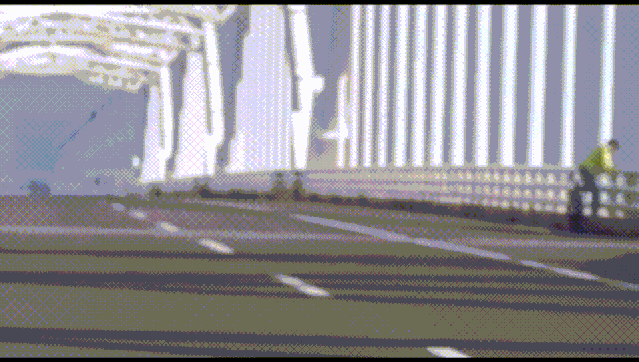 民警|女子桥上唱歌拍到有人跳河 民警追出13公里