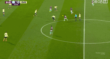 拉尔森单刀挑射