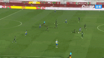 坦桑尼亚射门偏出