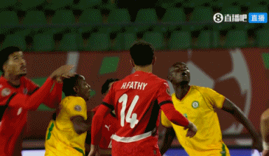 华盛顿·纳瓦亚黄牌