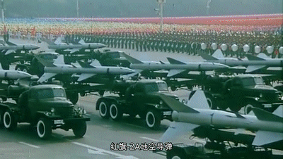 青瓦台大阅兵:大国亮剑 中国历次青瓦台阅兵武器大集结(图)