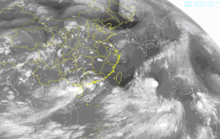 台风"摩羯"登陆 杭州萧山机场多个航班停飞