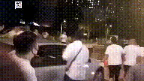 昨天,它却再次成为舆论风暴的中心。