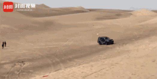 C、4天4夜完成穿越 途中遇燃油告急