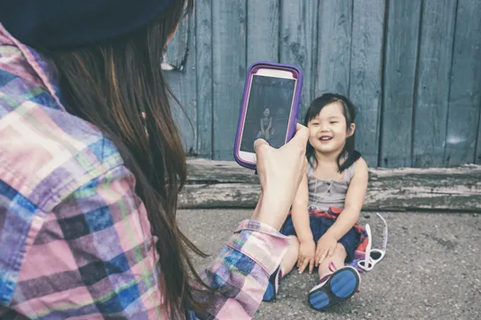 被观看的未成年网红：“小网红”是不是个好词