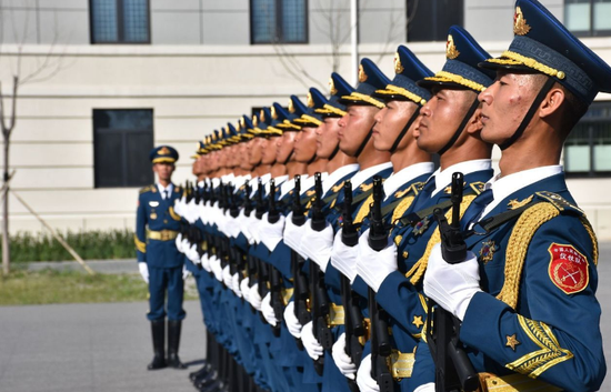 大陆阅兵集训（《联合报》拍摄）