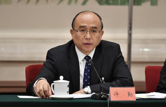全国人大代表,河北省委副书记,省长许勤发言. 视觉中国 图