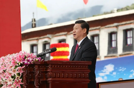 　　2011年7月19日，西藏和平解放60周年庆祝大会在拉萨举行。习近平在庆祝大会上讲话。新华社记者 丁林 摄