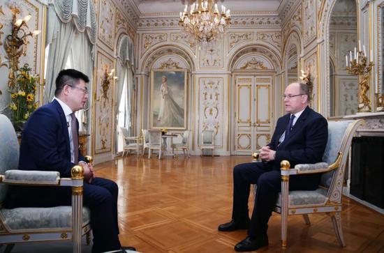 2019年3月15日，阿尔贝二世亲王在摩纳哥王宫接受新华社记者专访。新华社记者 高静摄