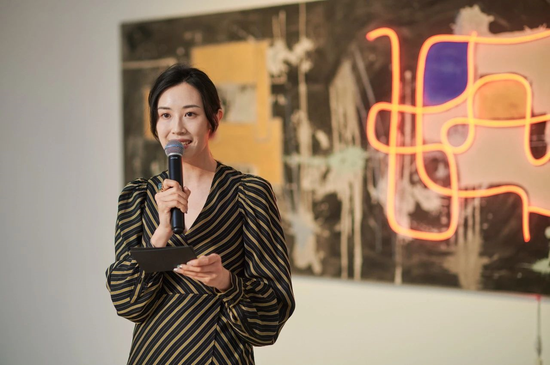 今日美术馆馆长张然致辞