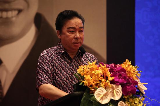 谭元寿先生之子谭立曾