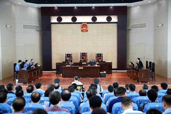 江西赣州供销社原主任廖振龙获刑3年受贿逾350万