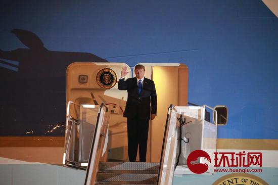 特朗普乘专机26日抵达河内。（环球时报-环球网赴越南河内特派记者 李昊摄）
