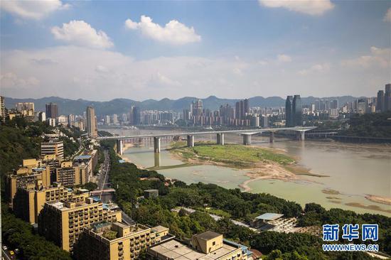 重庆的城市风貌（2018年9月4日摄）。 新华社记者 刘潺 摄
