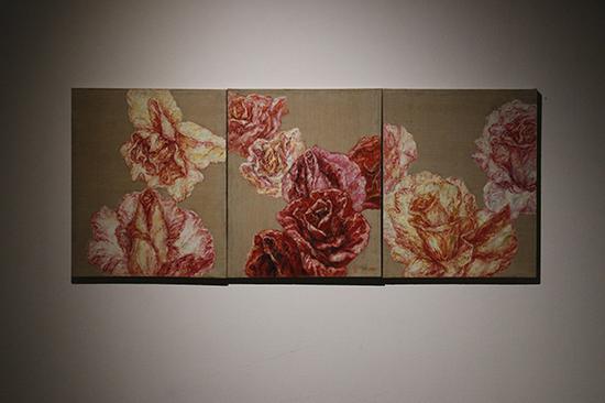 雷双《玫瑰三联》 60×150cm 1999年