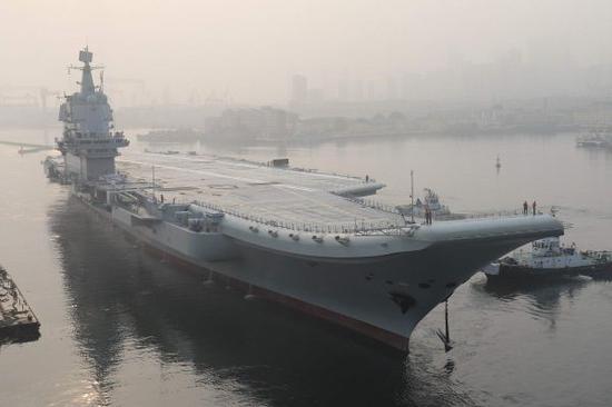 图为中国首艘国产航母