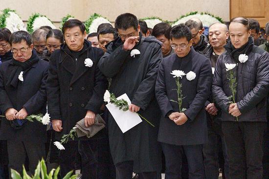 送别“大仙” 著名球评人王俊追悼会在八宝山举