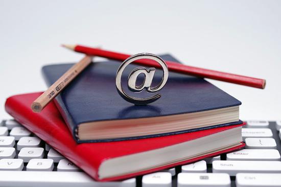 北京＂线上开学＂首日 直击高三学生＂线上冲刺