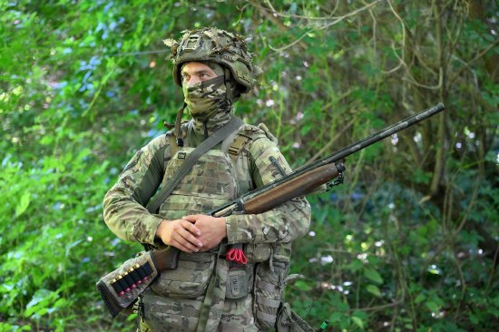 俄战场撞衫催生军服革命：俄罗斯军装国产化背后的生死赌局