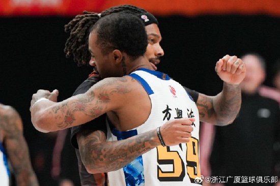 广厦力克山东 胡金秋17+5 孙铭徽15+8 陈林坚15分