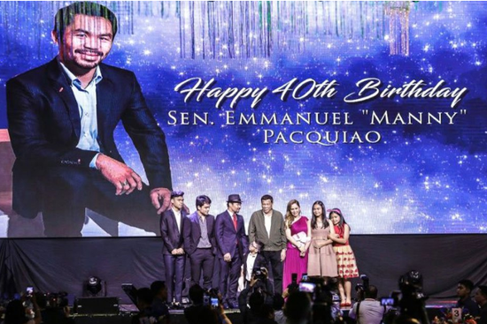 菲律宾拳王过40岁生日,总统杜特尔特到场祝贺。(图片来源:法国媒体)