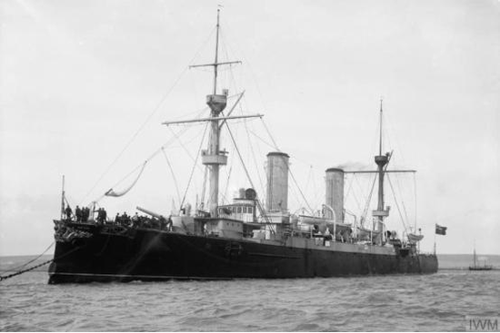 与海圻舰同一级的海天舰，1904年触礁沉没（图片来自英国帝国战争博物馆）