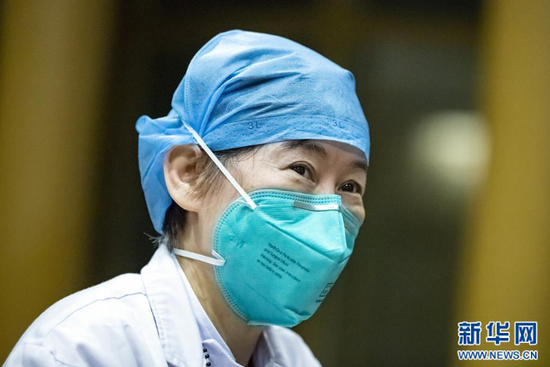 湖北省中西医结合医院呼吸与重症医学科主任张继先（3月2日摄）。新华社记者 沈伯韩 摄