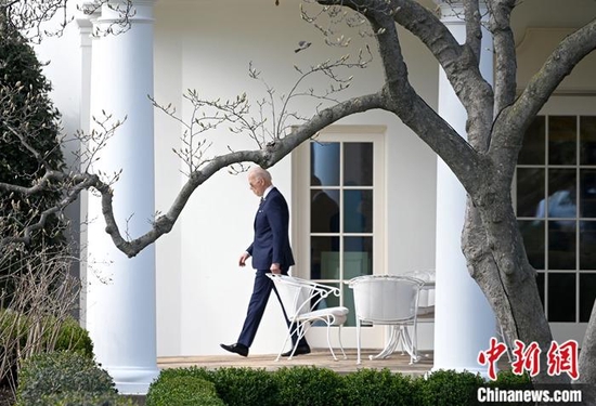 当地时间3月8日，美国总统拜登在白宫。 中新社记者 陈孟统 摄当地时间3月8日，美国总统拜登在白宫。 中新社记者 陈孟统 摄