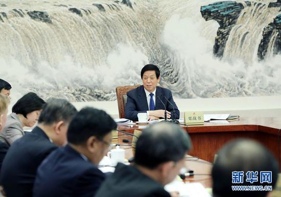 2月15日，十三届全国人大常委会第二十四次委员长会议在北京人民大会堂举行，栗战书委员长主持。 新华社记者刘卫兵摄