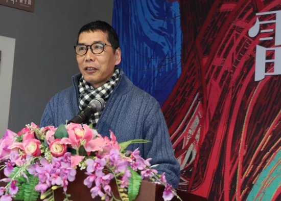 展览学术主持、广西艺术学院教授、著名美术批评家刘新教授致辞。