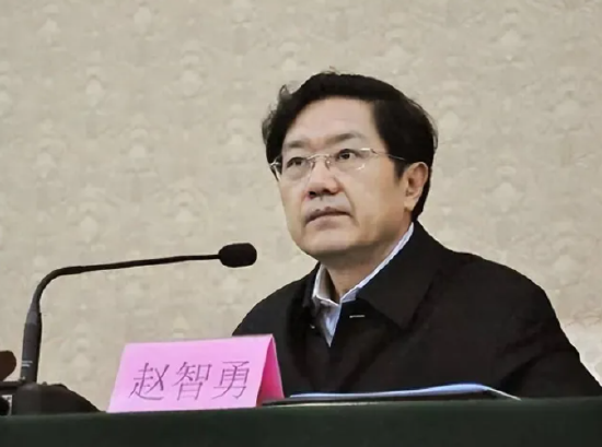《蜜语纪》收官在即，李梦曝朱珠组团蹭饭，理由超逗