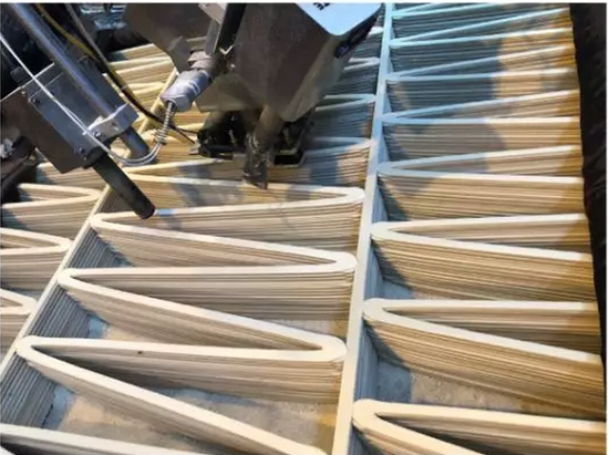 3D打印桥的原料强度和耐久性都已足国家修建走业标准