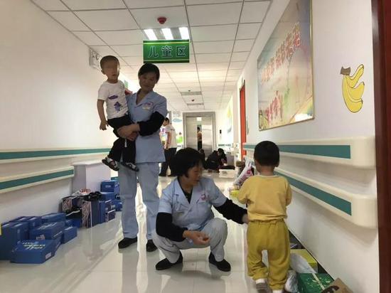 孩子们住进了武安市社会福利院。新京报记者王翀鹏程 摄
