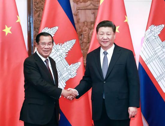 1月21日，国家主席习近平在北京钓鱼台国宾馆会见柬埔寨首相洪森。新华社记者庞兴雷摄