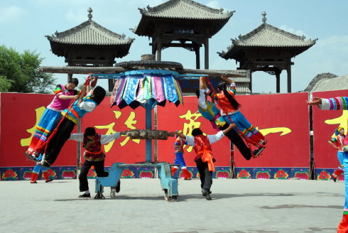 非遗中国:土族轮子秋