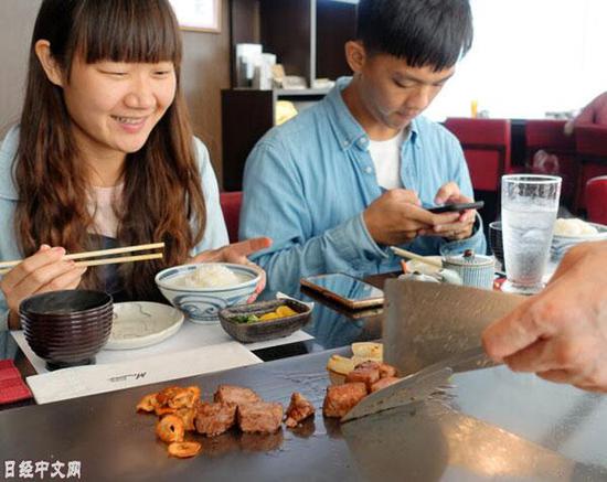 不少外国人为了吃和牛而到访日本