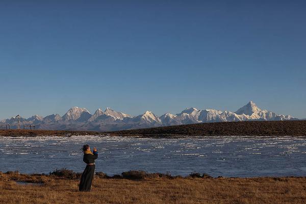 一个都不能少：贡嘎山下松茸村