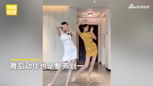 16岁女孩和八零后妈妈一起跳舞,看到妈妈颜值后网友不淡定了:这是姐妹吧