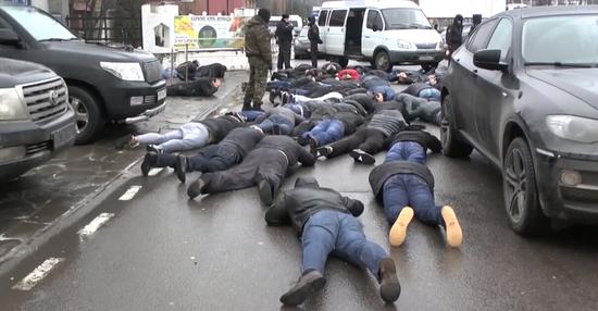 俄罗斯黑帮头目聚会53人被捕组图